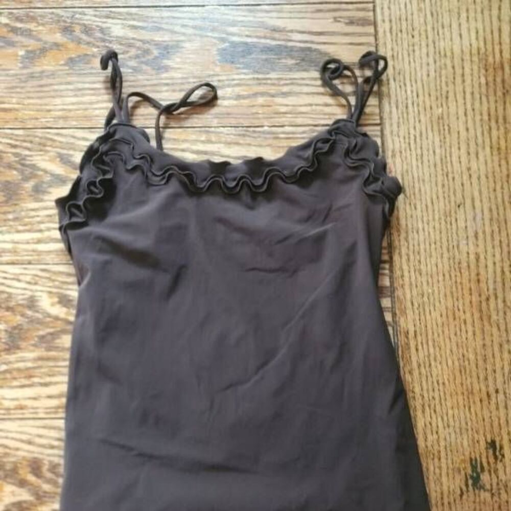 Shan brown ruffle tank sz 6